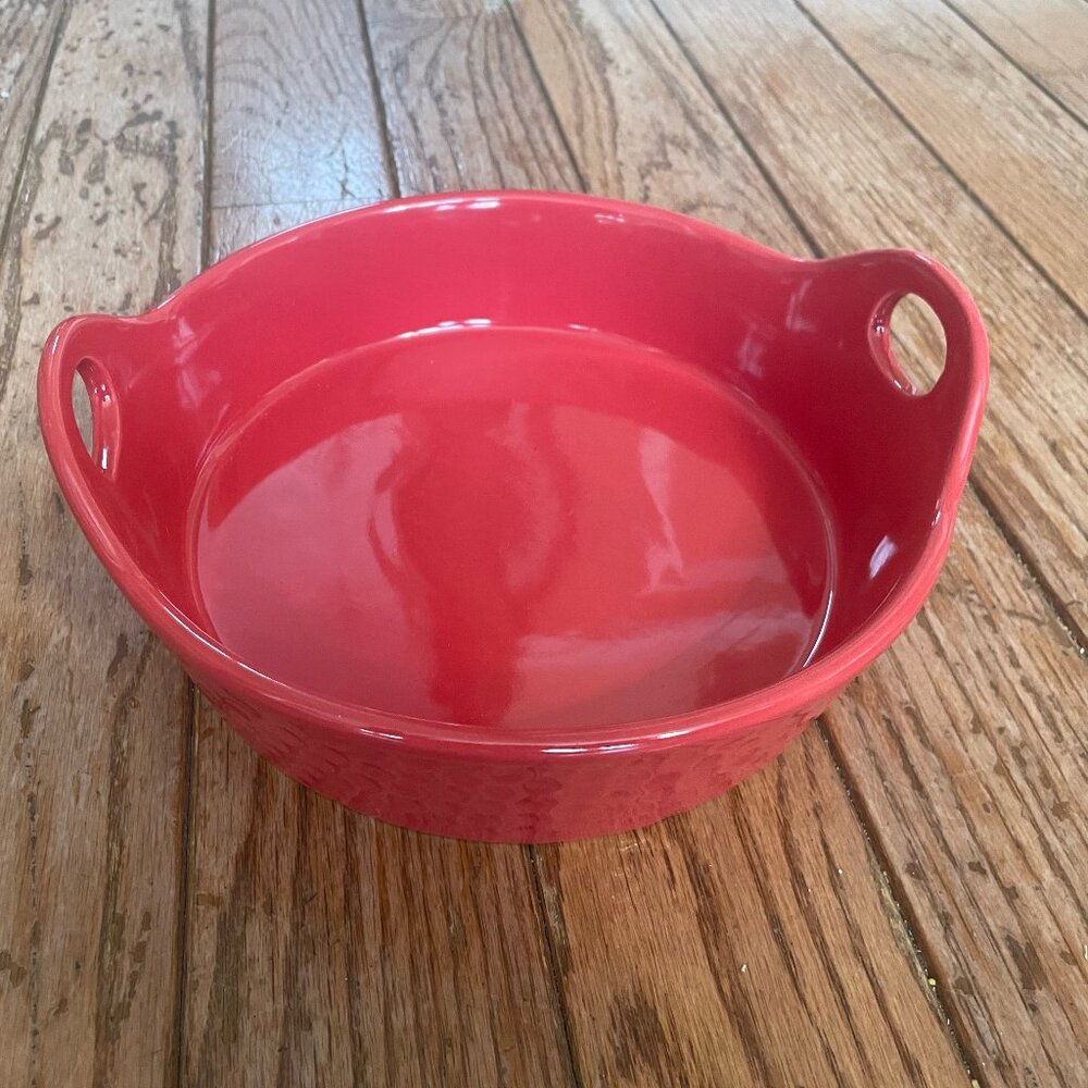 Tastefully Simple Small Round Baking Dish w/ Handles
